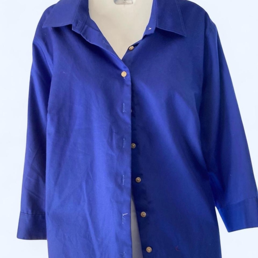 Lands' End blue button up shirt Size M #preppy #classic